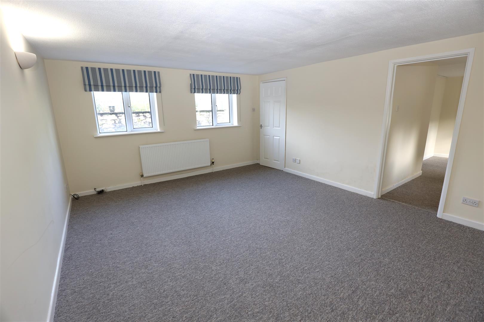 3 Eastgate Mews, Cowbridge CF71 7DY